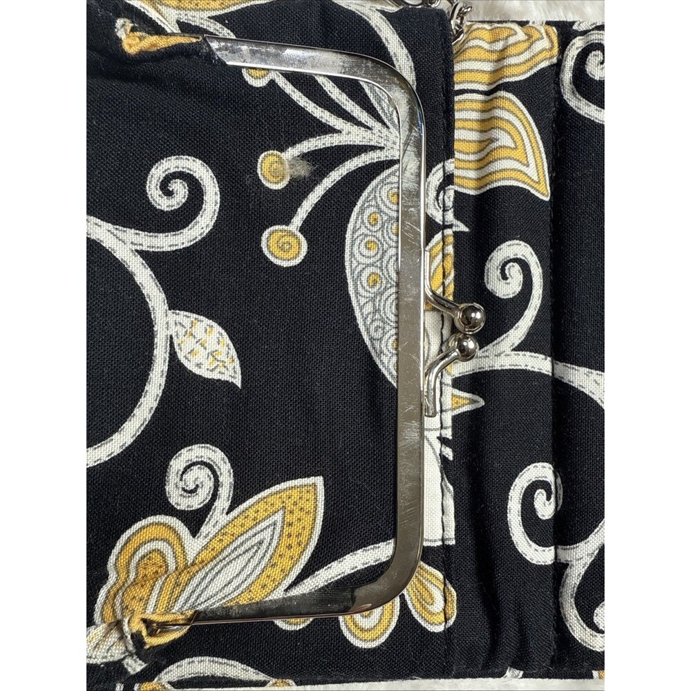VERA BRADLEY POCKET WALLET YELLOW BIRD 6 X 4 Inch Magnet Close Clear ID Coin - Picture 3 of 7
